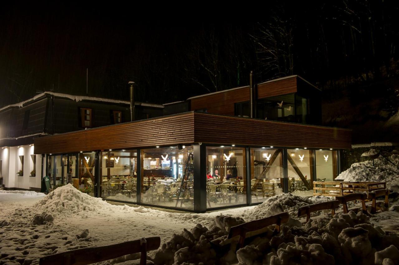 Restaurace a Penzion Bludoveček Exterior foto